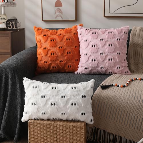 DFXSZ Halloween Pillow Covers 18x18 inch Set of 2 White Ghost Throw Pillow Cases Soft Plush Faux Fur Wool Couch Cushion Case for Chair Sofa Bedroom Living Room Home Decor PTK03A18