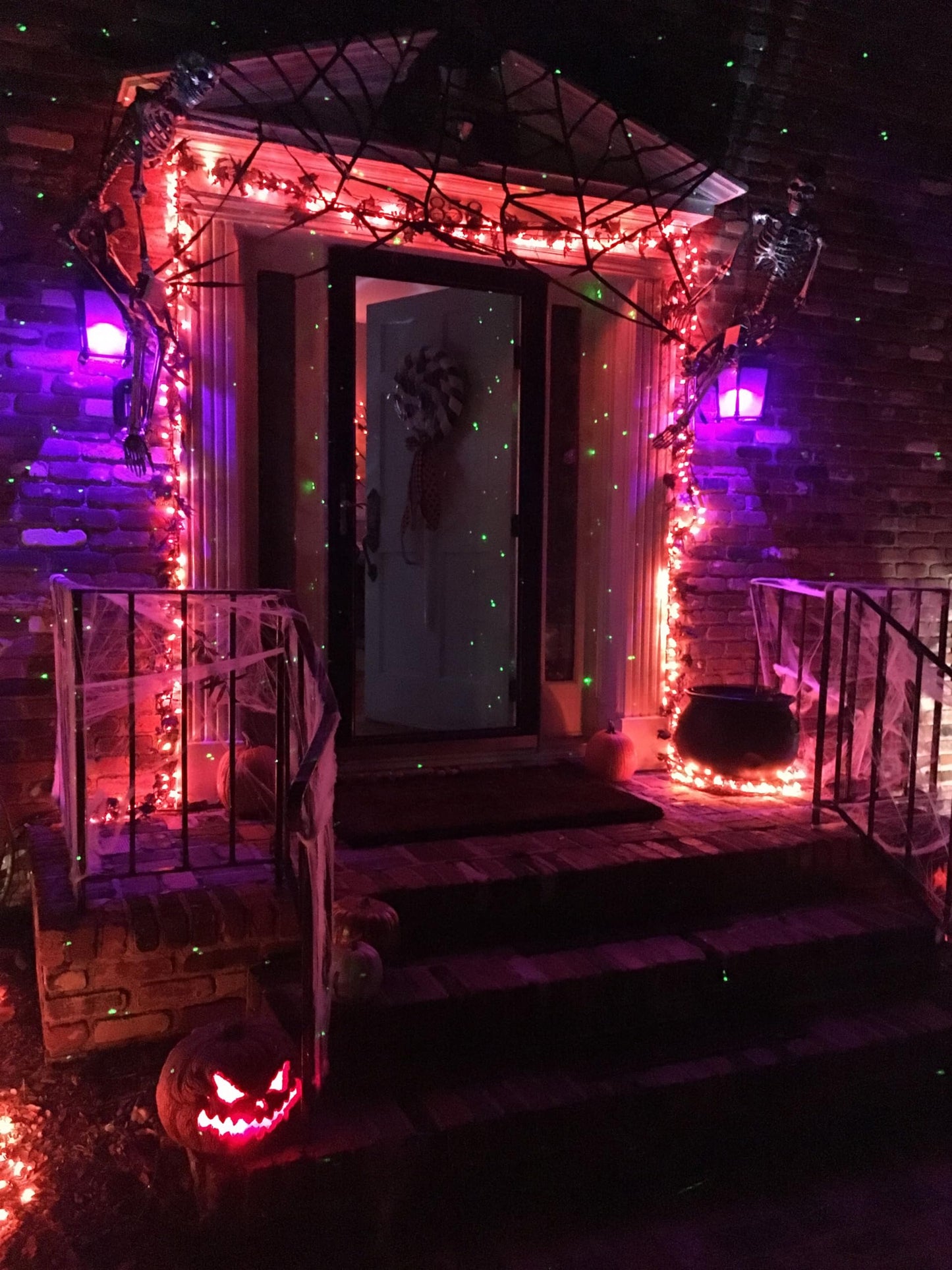 Hompavo 【Upgraded】 LED Flame Light Bulbs, 4 Modes Flickering Light Bulbs with Upside Down Effect, E26/E27 Flame Bulb for Halloween Christmas Party Patio Porch Home Indoor & Outdoor Decorations - 2