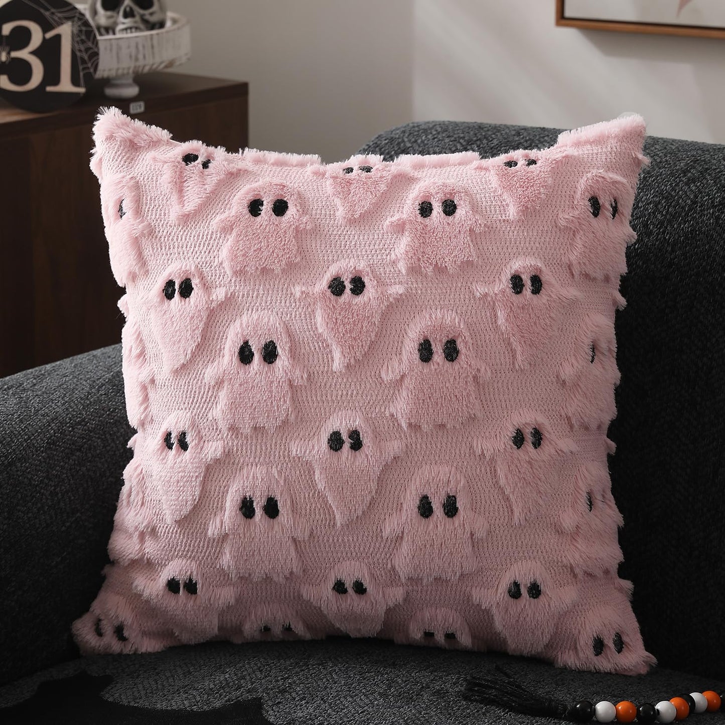 DFXSZ Halloween Pillow Covers 18x18 inch Set of 2 White Ghost Throw Pillow Cases Soft Plush Faux Fur Wool Couch Cushion Case for Chair Sofa Bedroom Living Room Home Decor PTK03A18
