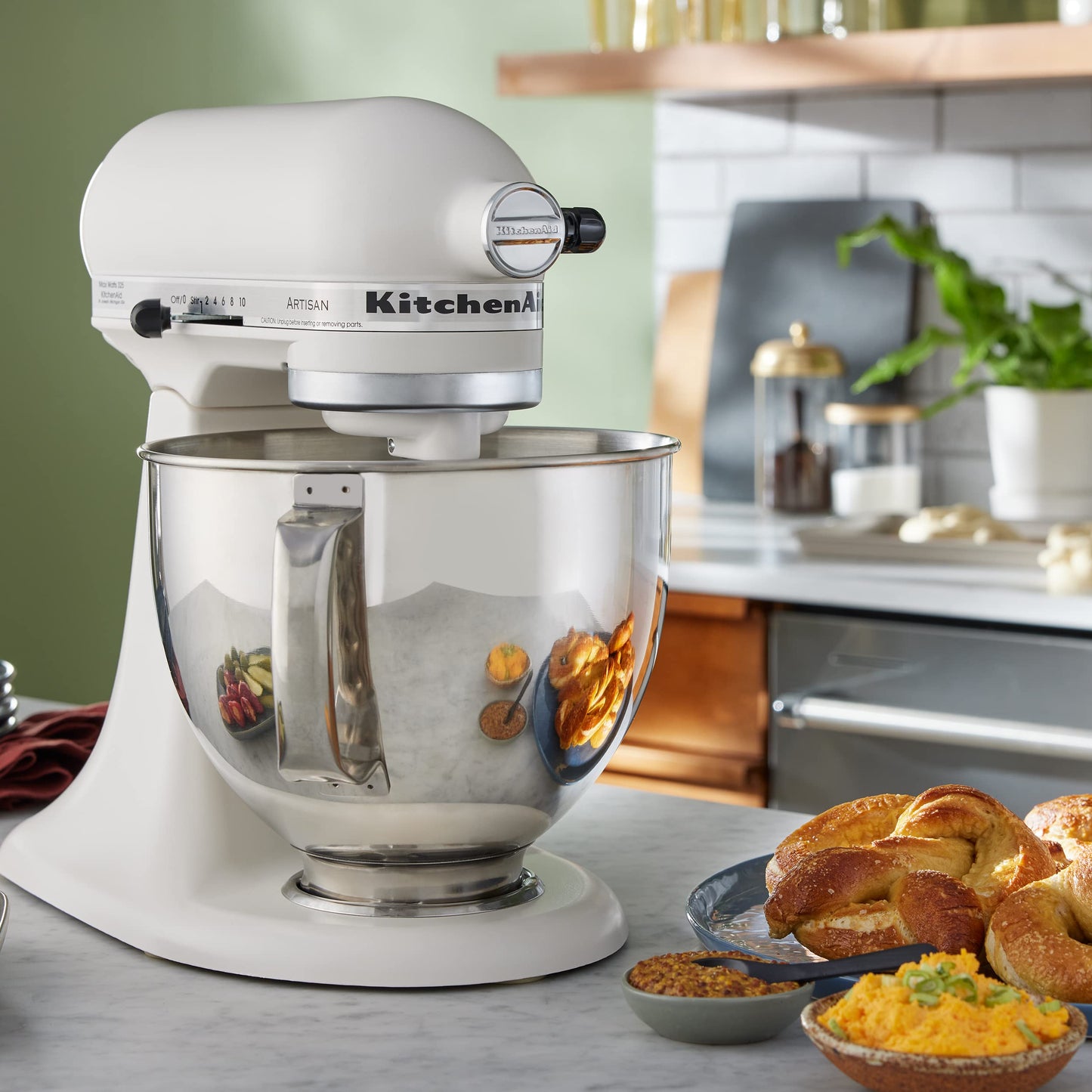 KitchenAid Artisan Series 5 Quart Tilt Head Stand Mixer with Pouring Shield KSM150PS, Removable bowl, Aqua Sky