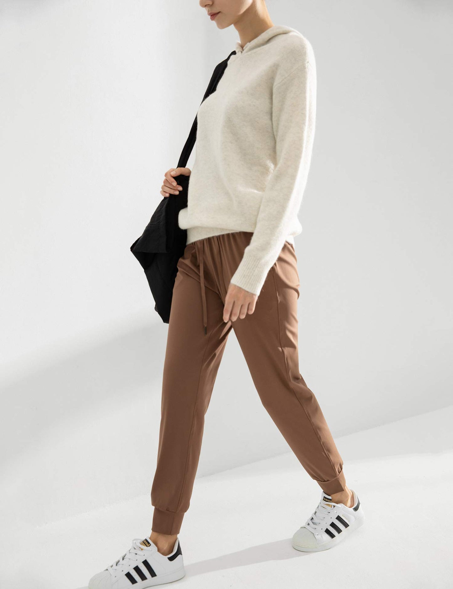 AJISAI Women's Joggers Pants Drawstring Running Sweatpants with Pockets Lounge Wear