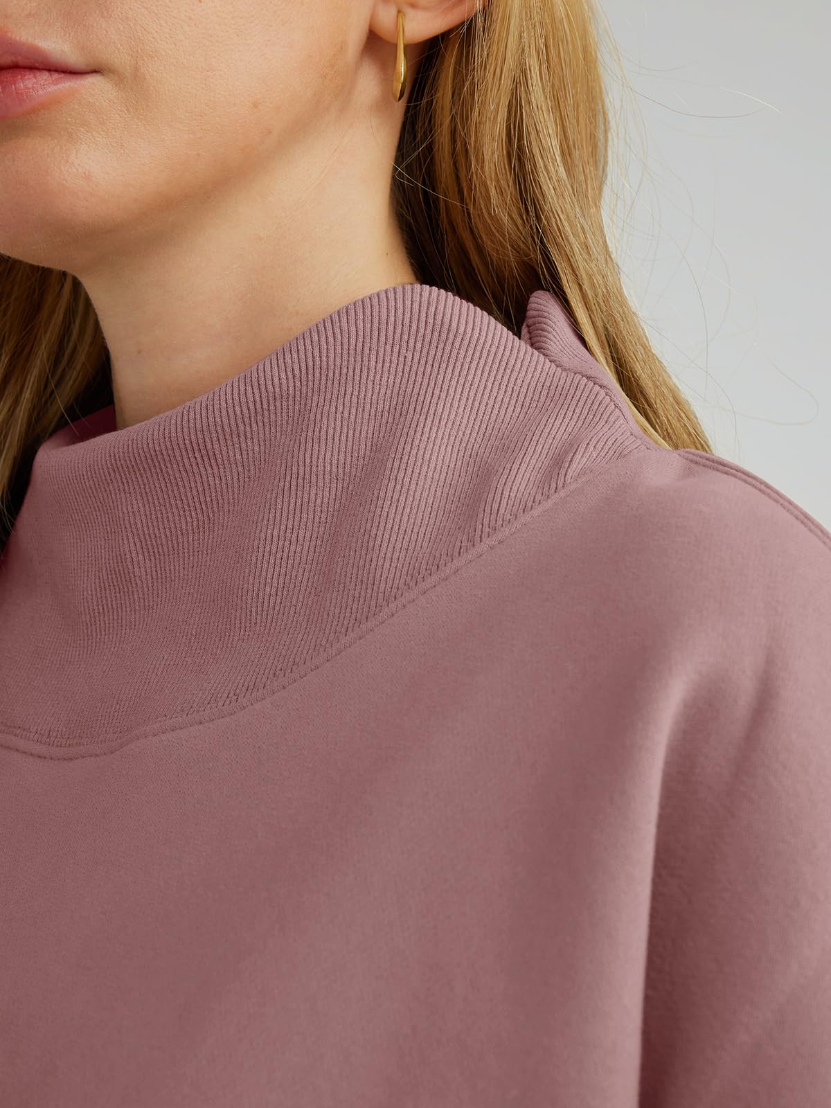 Trendy Queen Womens Oversized Sweatshirts Turtleneck Pullover Long Sleeve Hoodies Tops Fall Outfits 2024 Clothes